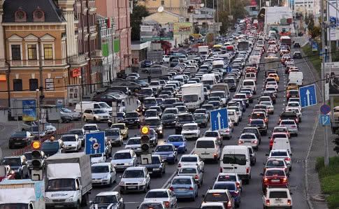 У КМДА закликали мінімізувати використання авто