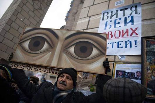 Дев'ята бієнале: у Києві показують понад 300 картин патріотичної тематики