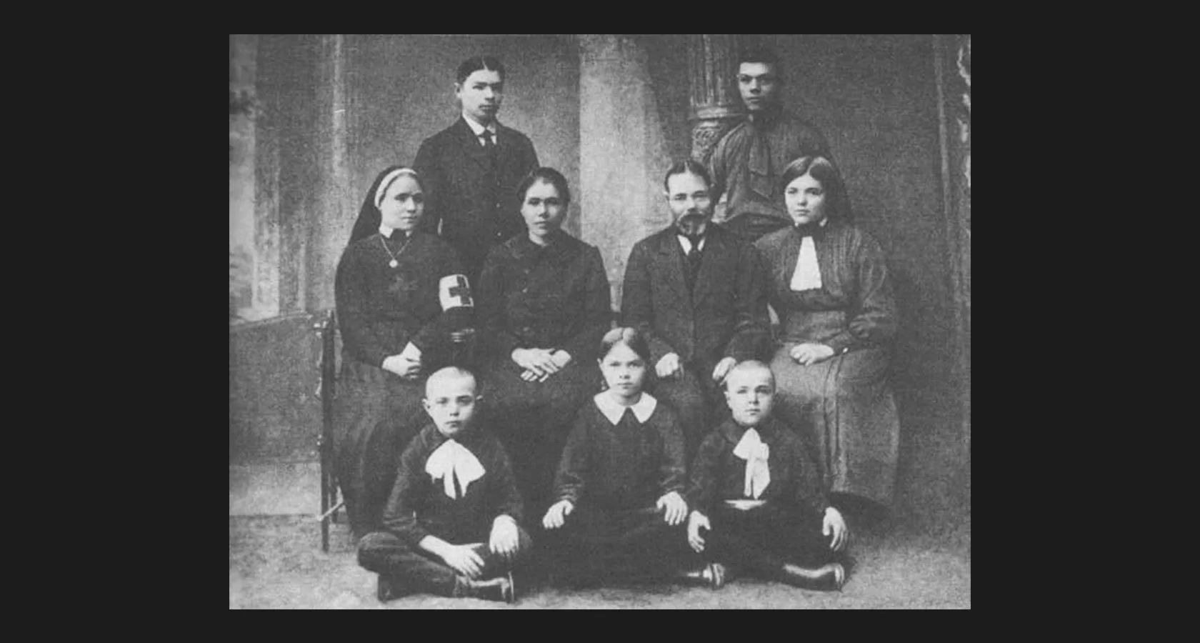 Історія сестер і племінника Петлюри, про яких забули в НКВД