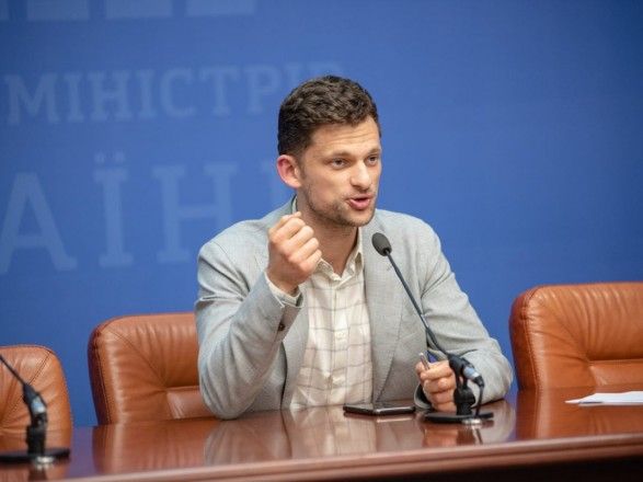 37,3 млн - чисельність наявного населення України