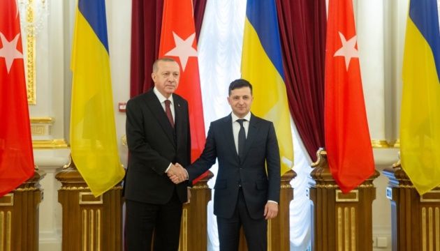 Зеленський та Ердоган зустрічаються із журналістами, відео