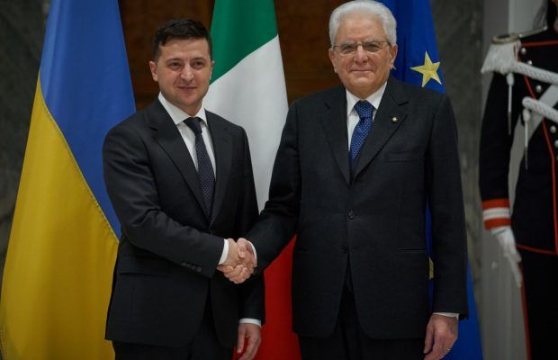 Зеленський переговорив із президентом Італії про Донбас і паризький саміт