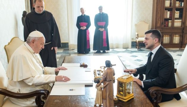 Папа Римський назвав мене «Президентом миру» - Зеленський