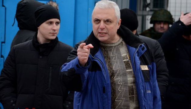 Живцем у труну та 16 діб без світла: колишній бранець Савін розповів про катування «ДНР»