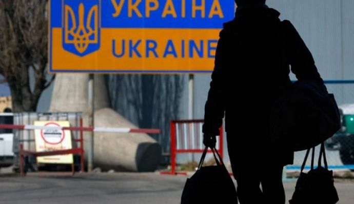 Зарплати в Україні виросли через мільйон українських «заробітчан» у Польщі — НБУ