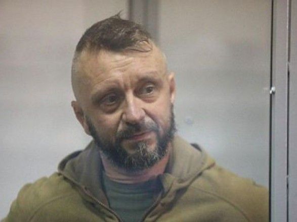 Суд зобов’язав надати захисту Антоненка висновки про зріст убивць Шеремета