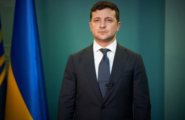 Зеленський покарає за Нові Санжари вірусологів у спортивках
