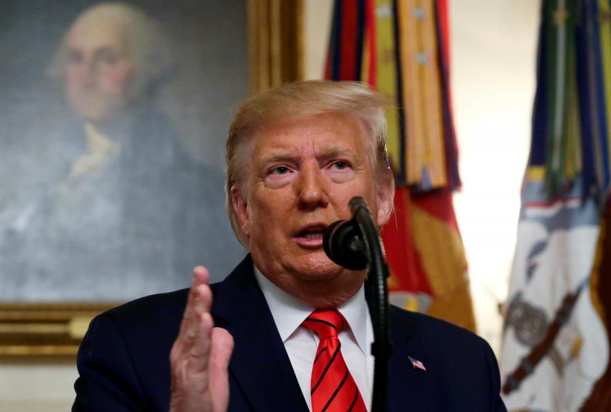 Трамп розлючений через повернення хворих на коронавірус американців