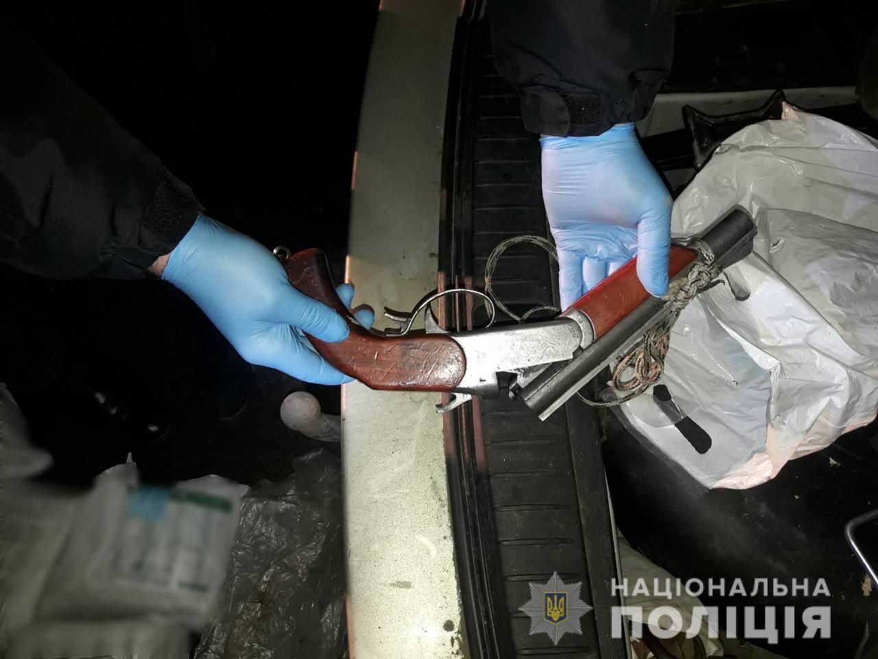 Грабіж вантажівки: в Умані затримали озброєних злодіїв