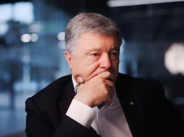 Справи проти Порошенко є політичною помстою Зеленського, який наслідує Януковича - New York Times