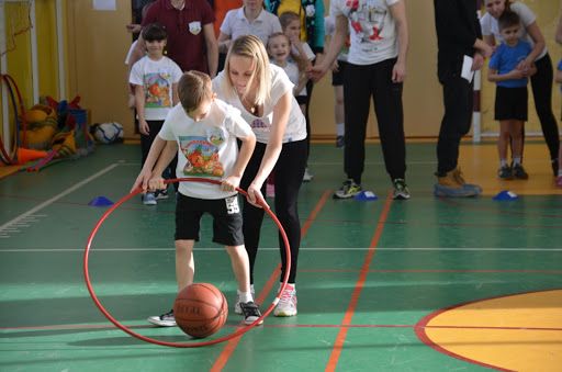 Суркіс і «Слуга Народу» запропонували зробити дитячий спорт в Україні платним