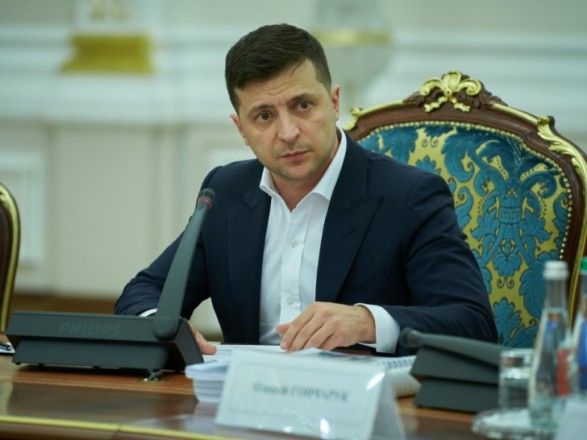 Уряду неприпустимо провалювати комунікацію, коли в країні відбуваються зміни - Зеленський