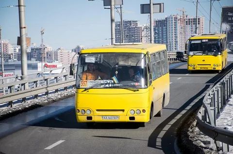 «Київпастранс» підказав як пересуватися Києвом без метро
