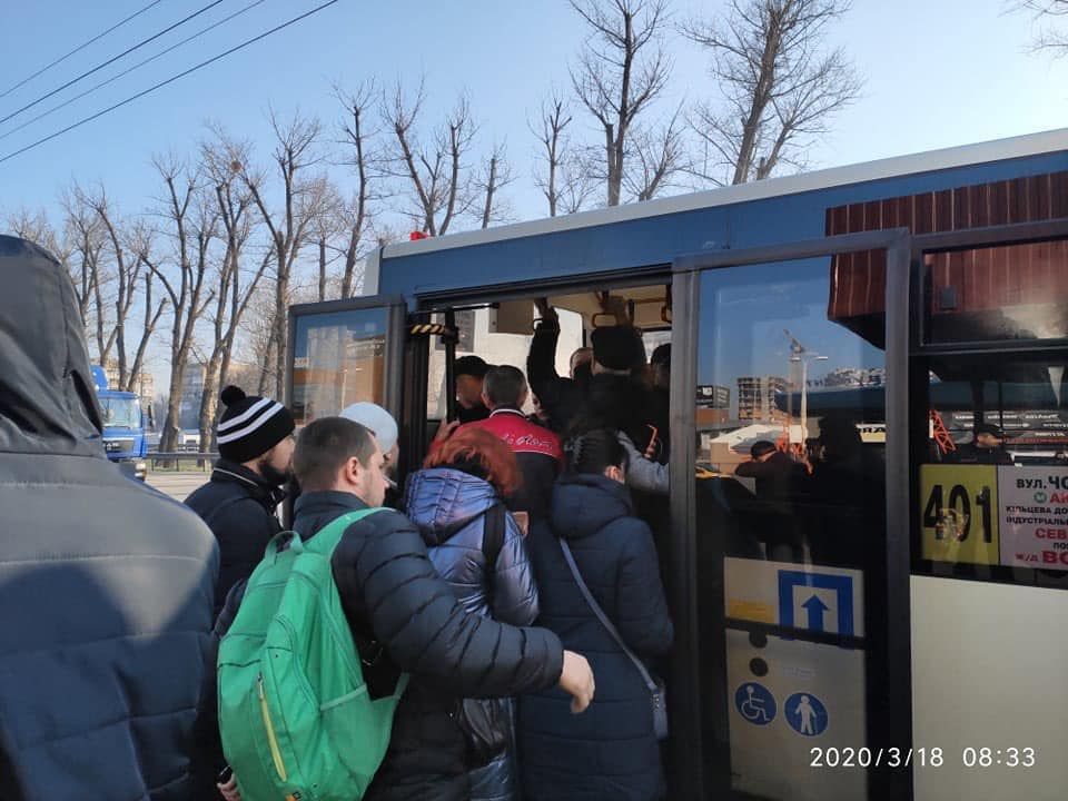 Київрада планує відновити роботу метро