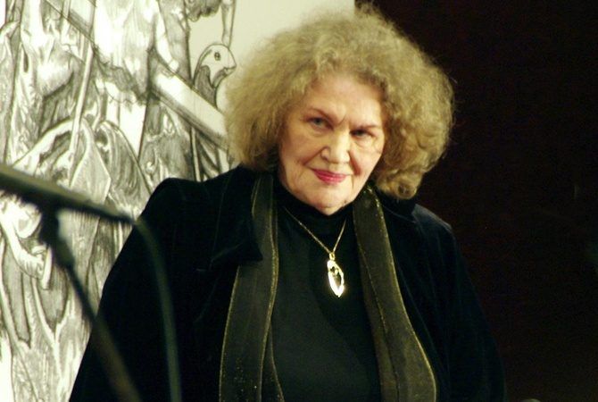 Ліна Костенко святкує 90-річний ювілей