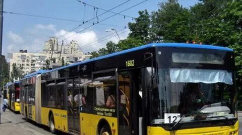 Аваков: у Києві повністю зупинять пасажирські перевезення