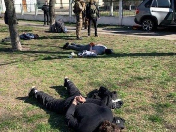 Нападників, які відібрали у столичного підприємця майже 3 млн грн, взято під варту