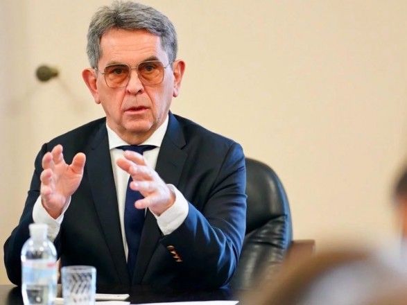 Коронавірус: Ємець пропонує погодинну оплату для медиків