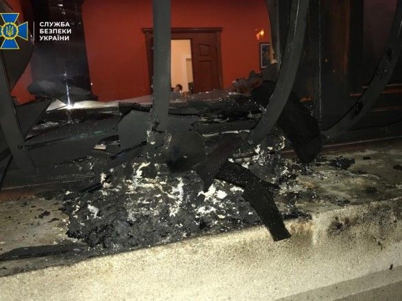 Польща засудила трьох радикалів за підпал Угорського товариства культури на Закарпатті