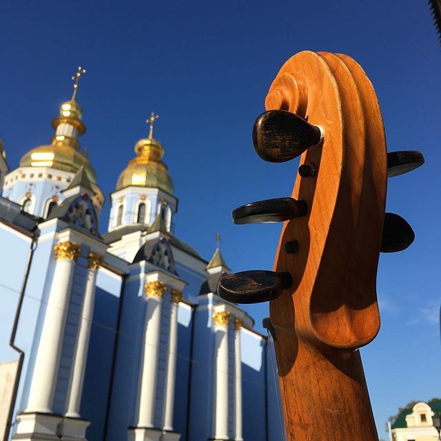 Мінкульту урізають фінансування кіно, інституту книги і рестравраційних робіт