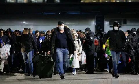 До України хочуть повернутись 20 тис. українців: Уряд просить закрити кордони