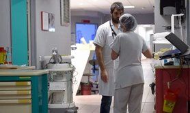 На Тернопільщині звільняються лікарі через коронавірус