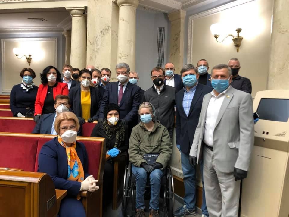 Ігор Уманський і Ілля Ємець звільнені з посад міністрів