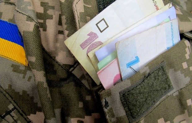 Учасникам бойових дій виплатять понад 1000 гривень