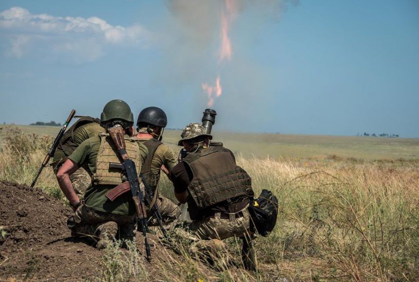 Біля селища Кримське від осколкового поранення загинув військовослужбовець