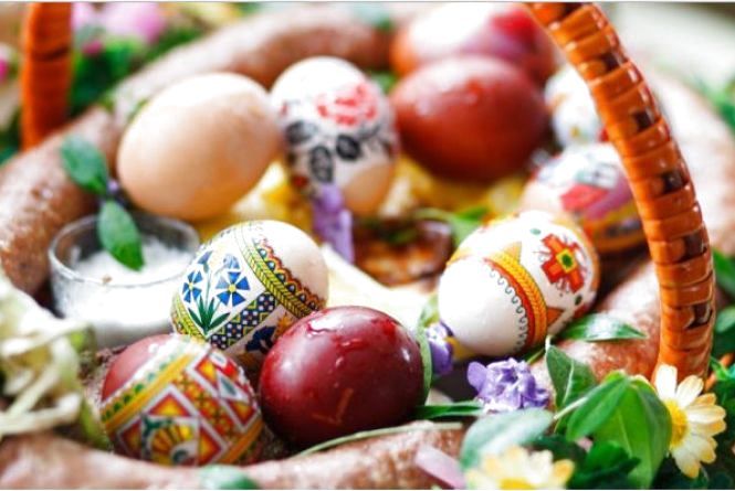 Ажіотаж на продукти харчування вже спав, але великодній кошик подорожчає
