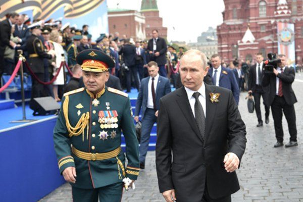Путін скасував парад і акцію «Безсмертний полк» на 9 травня