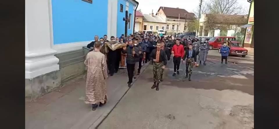 У Самборі оштрафують священика УГКЦ за хресну ходу, фото