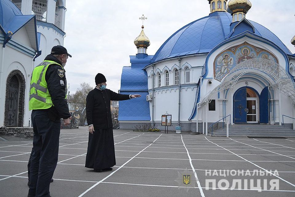 Зеленський дякує українцям за Великдень онлайн