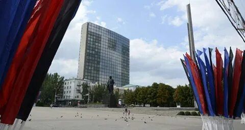 За прикладом «ЛНР»: бойовики «перейменували» Донецьк на «Сталіно» у певні дати