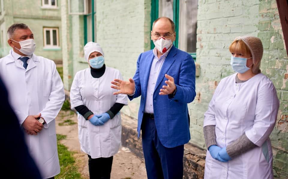 Коронавірус: в Україні інфіковано 1676 медиків