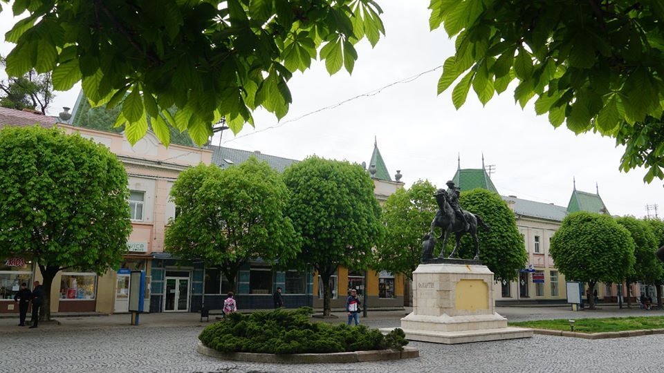 Міська влада Мукачева дозволила відкрити парки та торгові центри 4 травня.