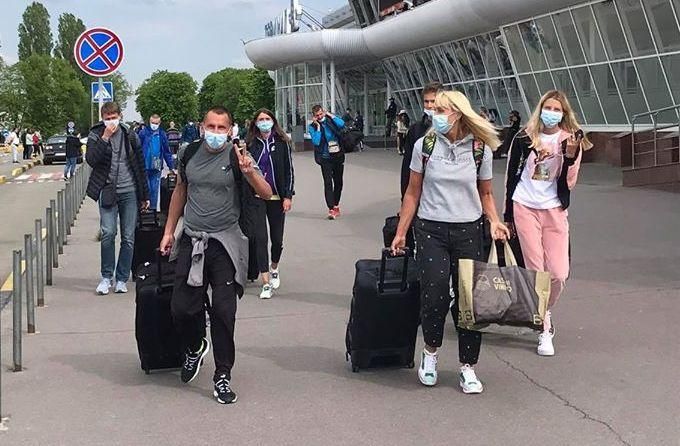 З Португалії повернулися українські легкоатлети після двох місяців карантину