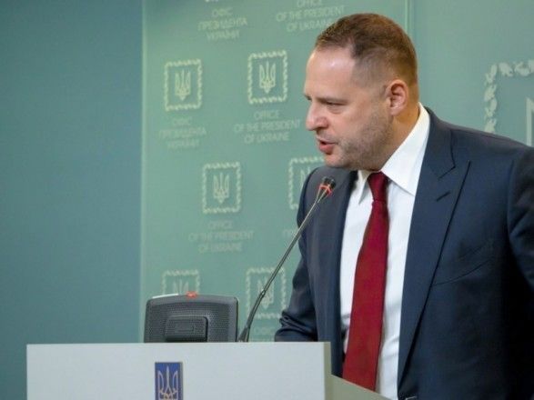 Єрмак виступає за санкції проти Росії до повного відновлення територіальної цілісності України