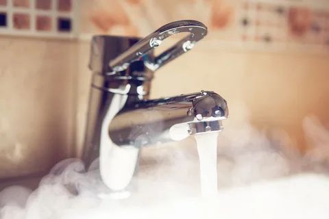 В Києві виключатимуть гарячу воду з 12 травня