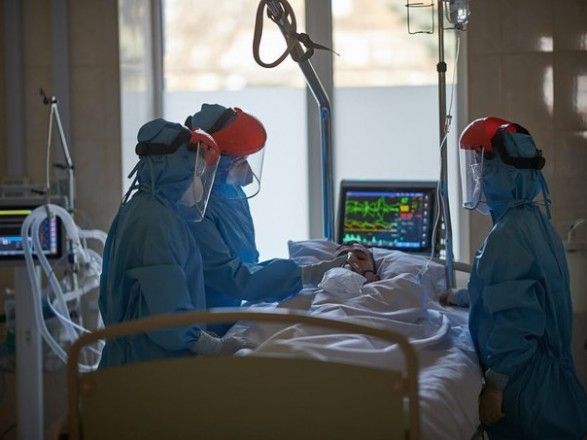 Україна досягає піку епідемії: як діятимуть в Уряді Шмигаля
