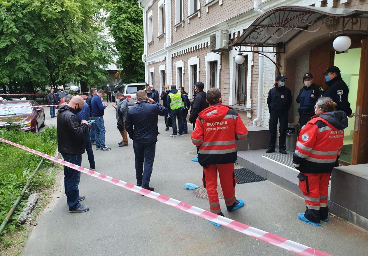 Депутат Валерій Давиденко знайдений застреленим в туалеті