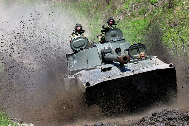 Окупанти прикриваються від вогню житловими кварталами у Василівці та Яковлівці