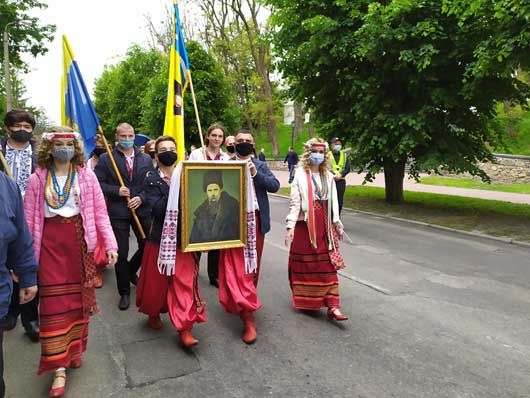 У Каневі вшанували Тараса Шевченка з нагоди 159-ї річниці з дня перепоховання Кобзаря