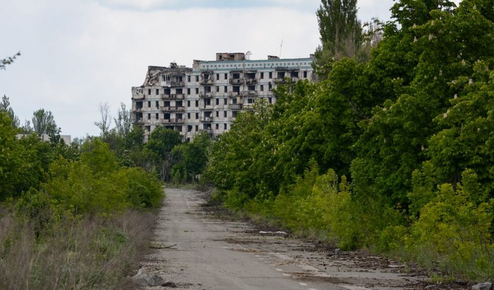 На Донеччині зафіксували російські танки, «Гради» і «Гвоздики»
