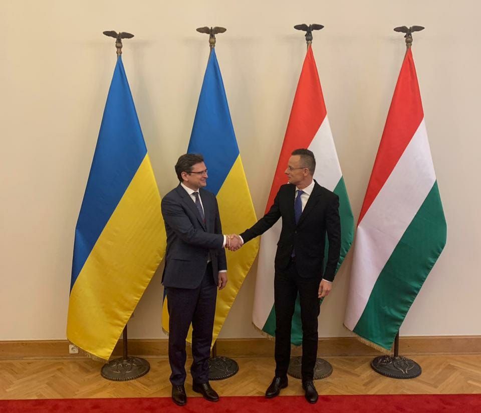 Будапешт не блокуватиме Україну в НАТО лише за поступки щодо мови