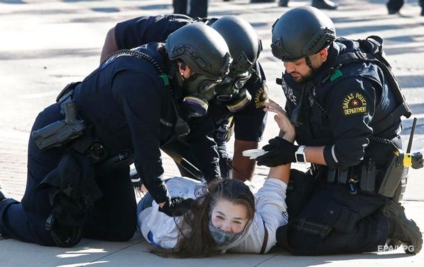 Загибель Флойда: комендантську годину ввели 25 міст США, фото