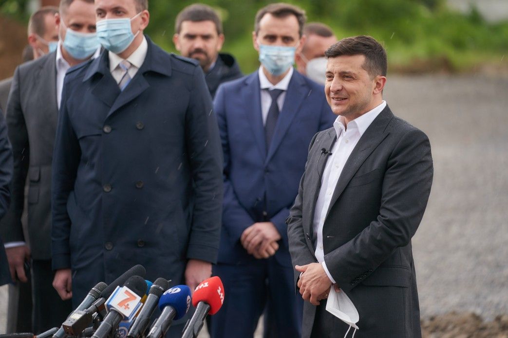 Зеленський готовий побороти контрабанду без кави і лосося