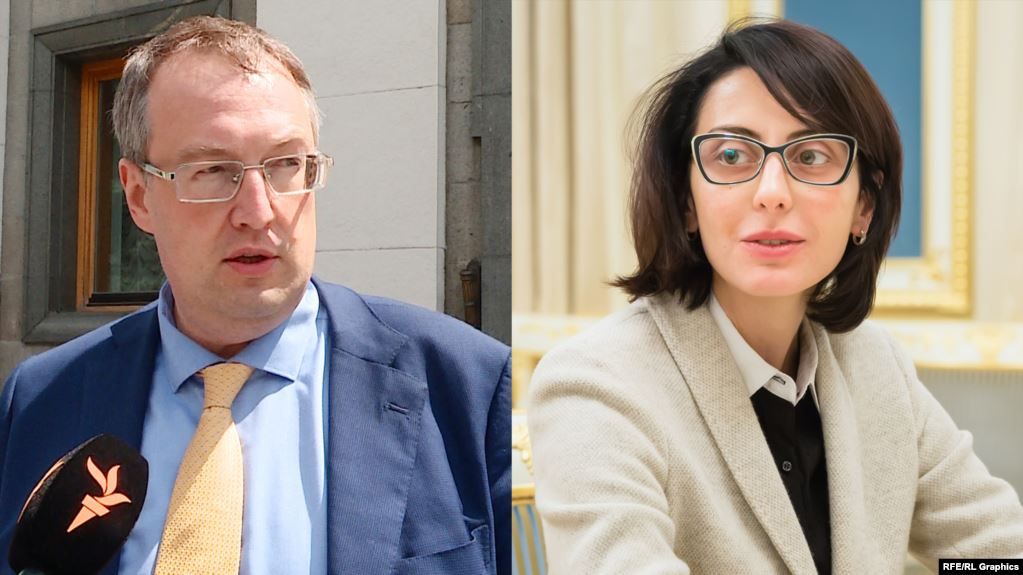 Деканоїдзе закидають провал реформи поліції