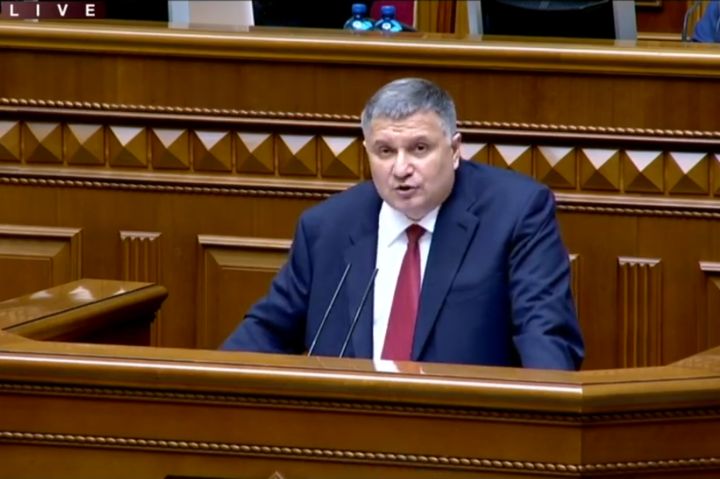 Аваков відмовився вибачатися за злочини «перевертнів» з поліції