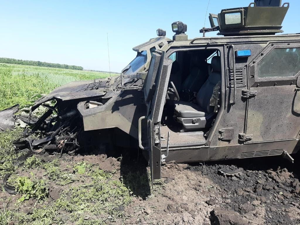В Авдіївці підірвали бронеавтомобіль «Спартан»: 10 нацгвардійців травмовано